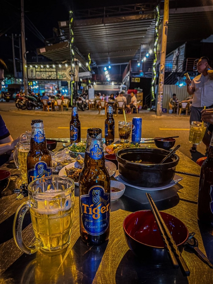Ảnh bàn nhậu đêm vui cùng bạn bè