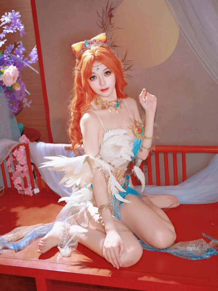 Gái xinh cosplay hồ ly quyến rũ
