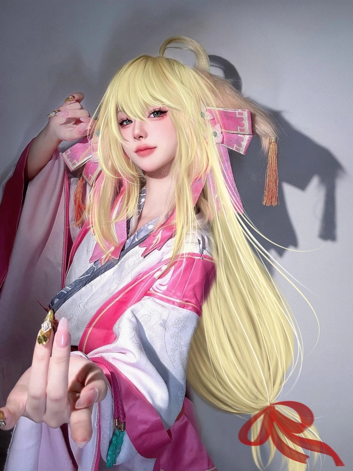 Gái xinh cosplay hồ ly tinh thần thái