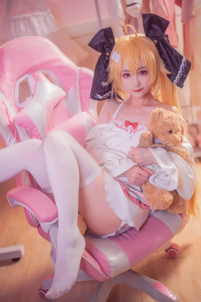 Gái xinh cosplay thiếu vải cực phẩm