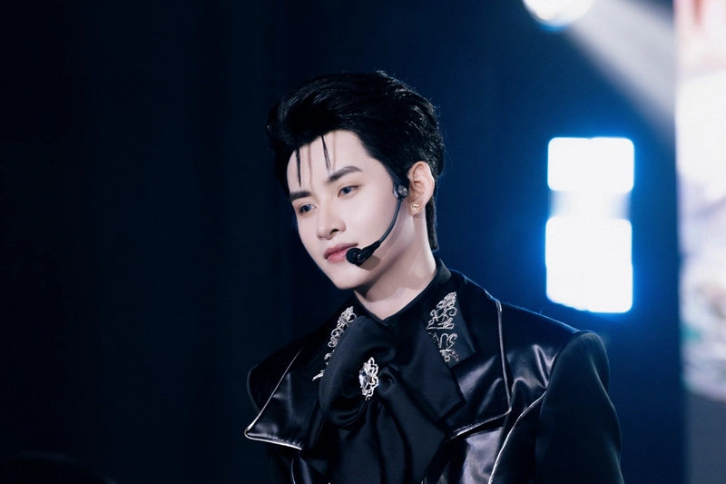 Hình nền Hùng Huỳnh cute đáng yêu