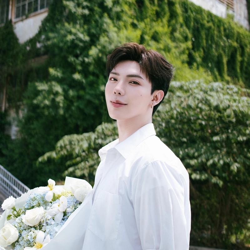 Hình ảnh Erik nam ca sĩ điển trai