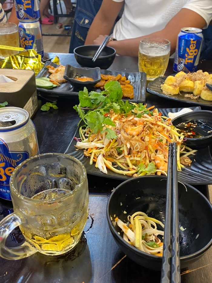 Hình ảnh bàn nhậu 2 người lãng mạn