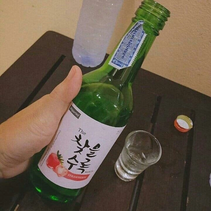 Hình ảnh nhậu 1 mình buồn chill
