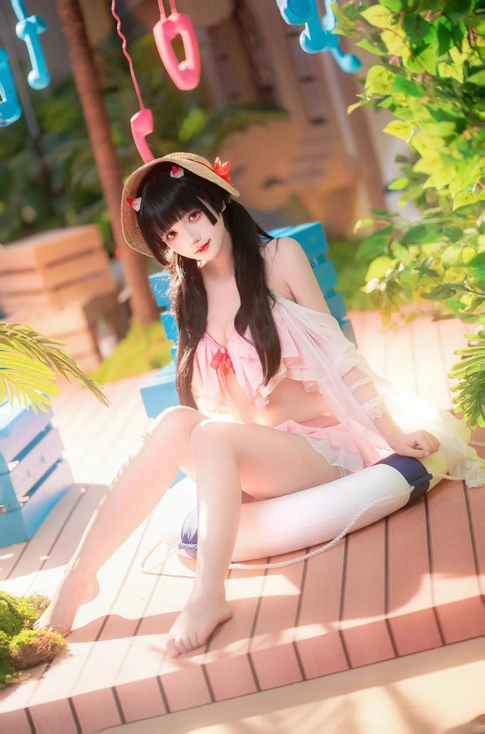 Hình gái xinh cosplay thiếu vải nóng bỏng