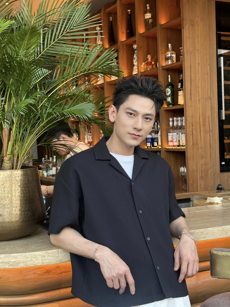 Hình nền Isaac ấn tượng độc đáo