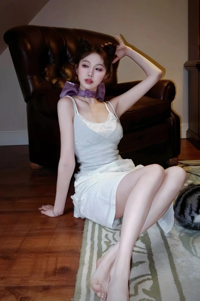 Ảnh cosplay gái xinh Trung Quốc phong cách hiện đại