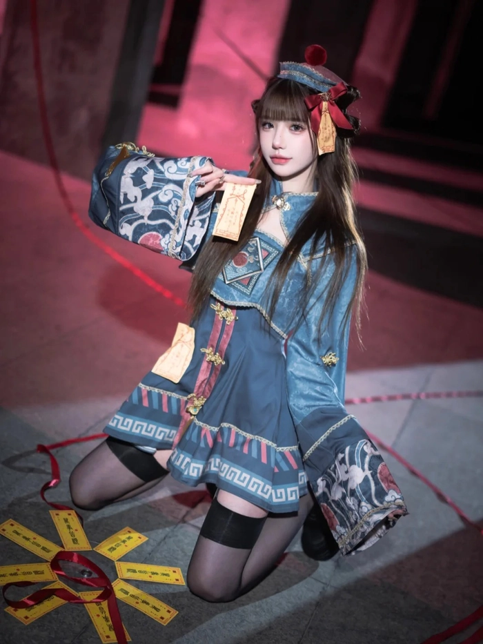 Ảnh gái xinh Trung Quốc cosplay ma đầy thu hút