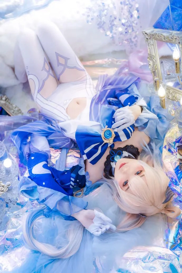 Ảnh gái xinh cosplay nhân vật Genshin Impact độc đáo