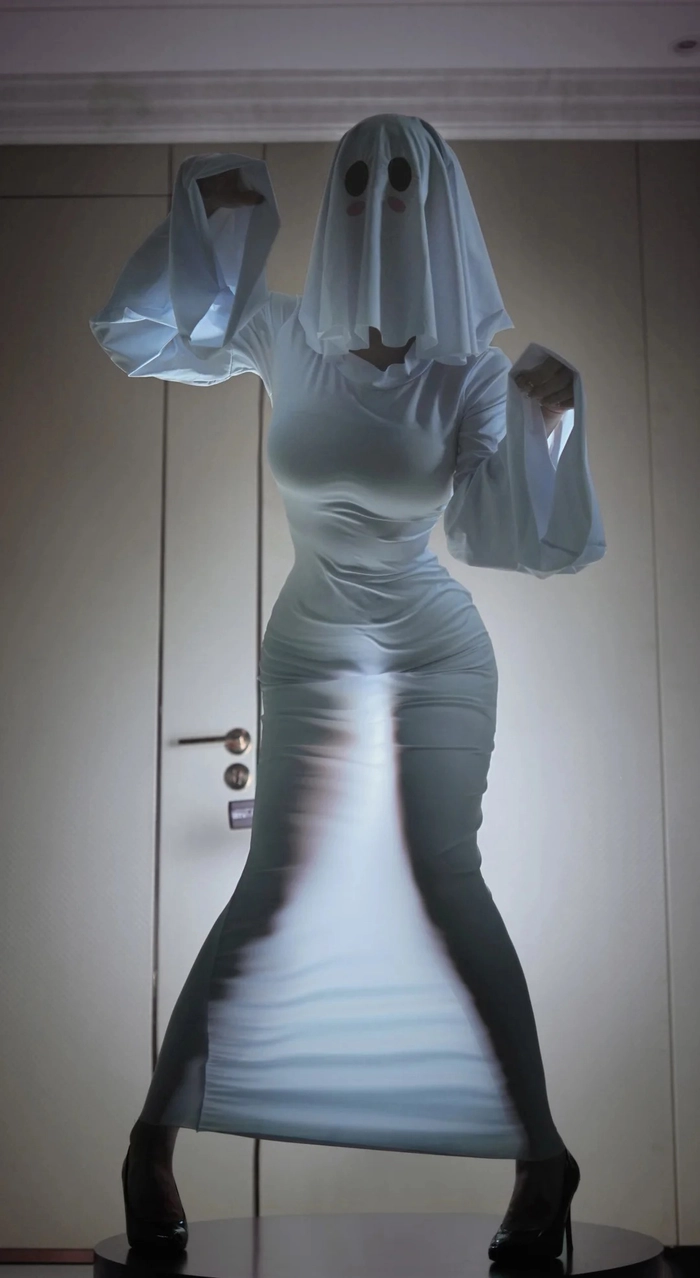 Gái xinh cosplay ma áo trắng đẹp độc đáo