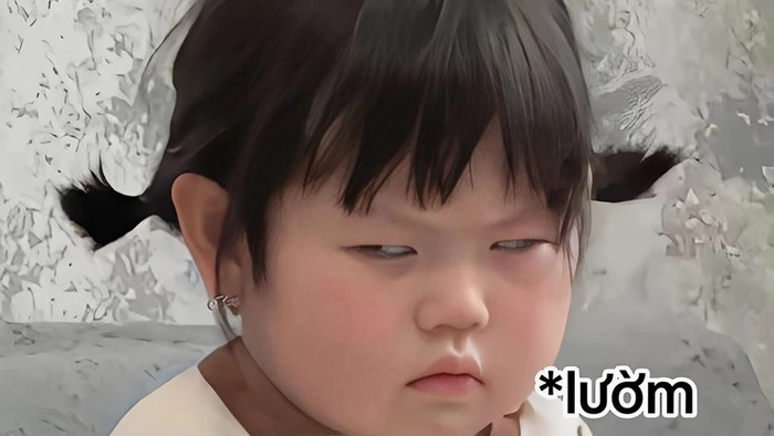 Meme em bé dễ thương khiến tim tan chảy